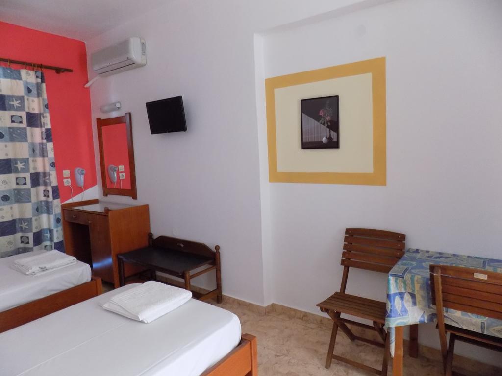 Mosaic Gardens Apartment ฟาลิรากี ภายนอก รูปภาพ