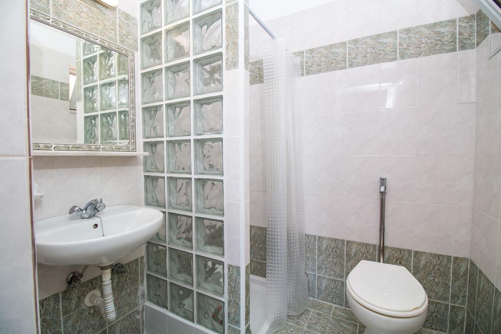Mosaic Gardens Apartment ฟาลิรากี ภายนอก รูปภาพ