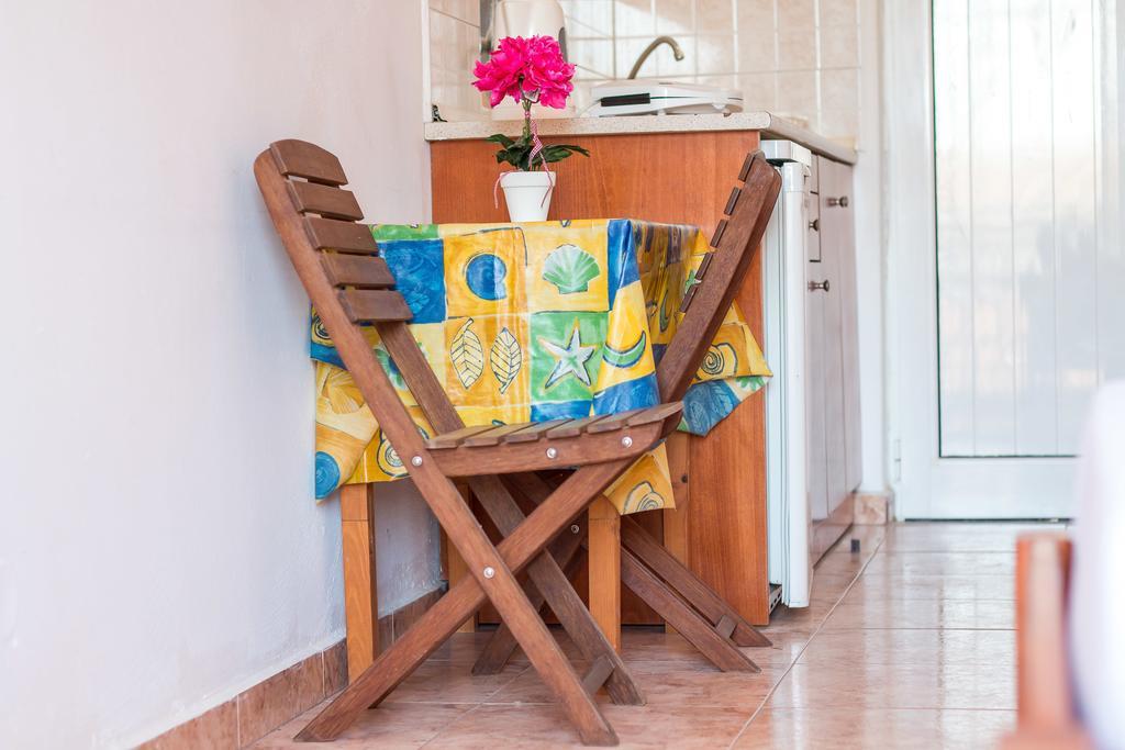 Mosaic Gardens Apartment ฟาลิรากี ภายนอก รูปภาพ